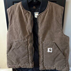 Carhartt winter vest, quilt lined, full zip, men's size XL